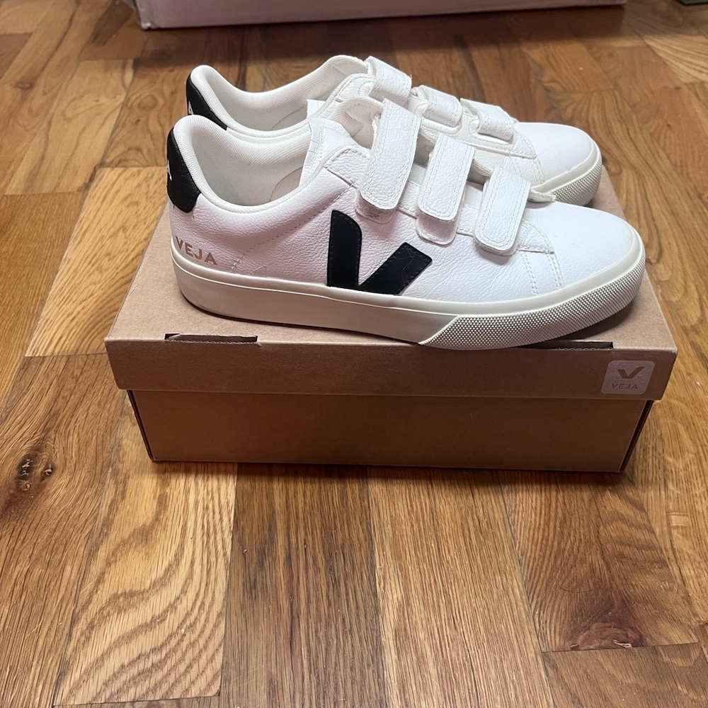 Veja Recife Velcro White and Black Sneakers 7.5